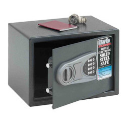 7710185 CS400D 16.3LTR DIGITAL SAFE MEDIUM